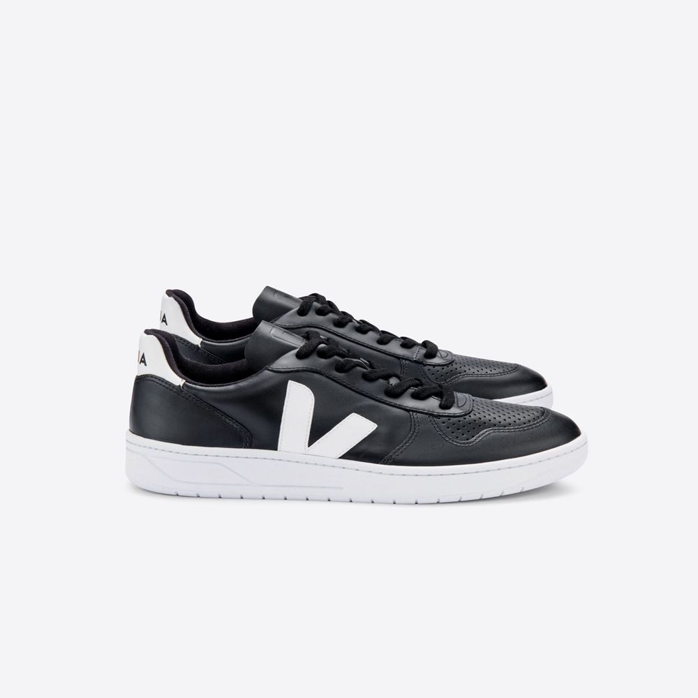 Veja on sale sale v10